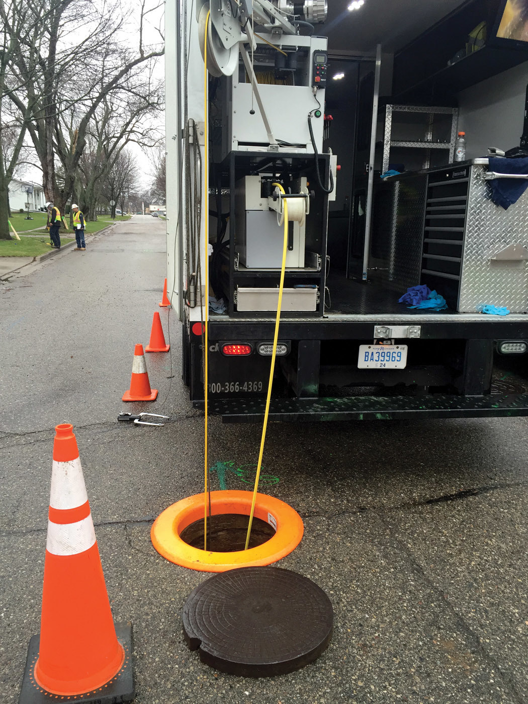 Perma-Liner Industries Manhole Edge Protector