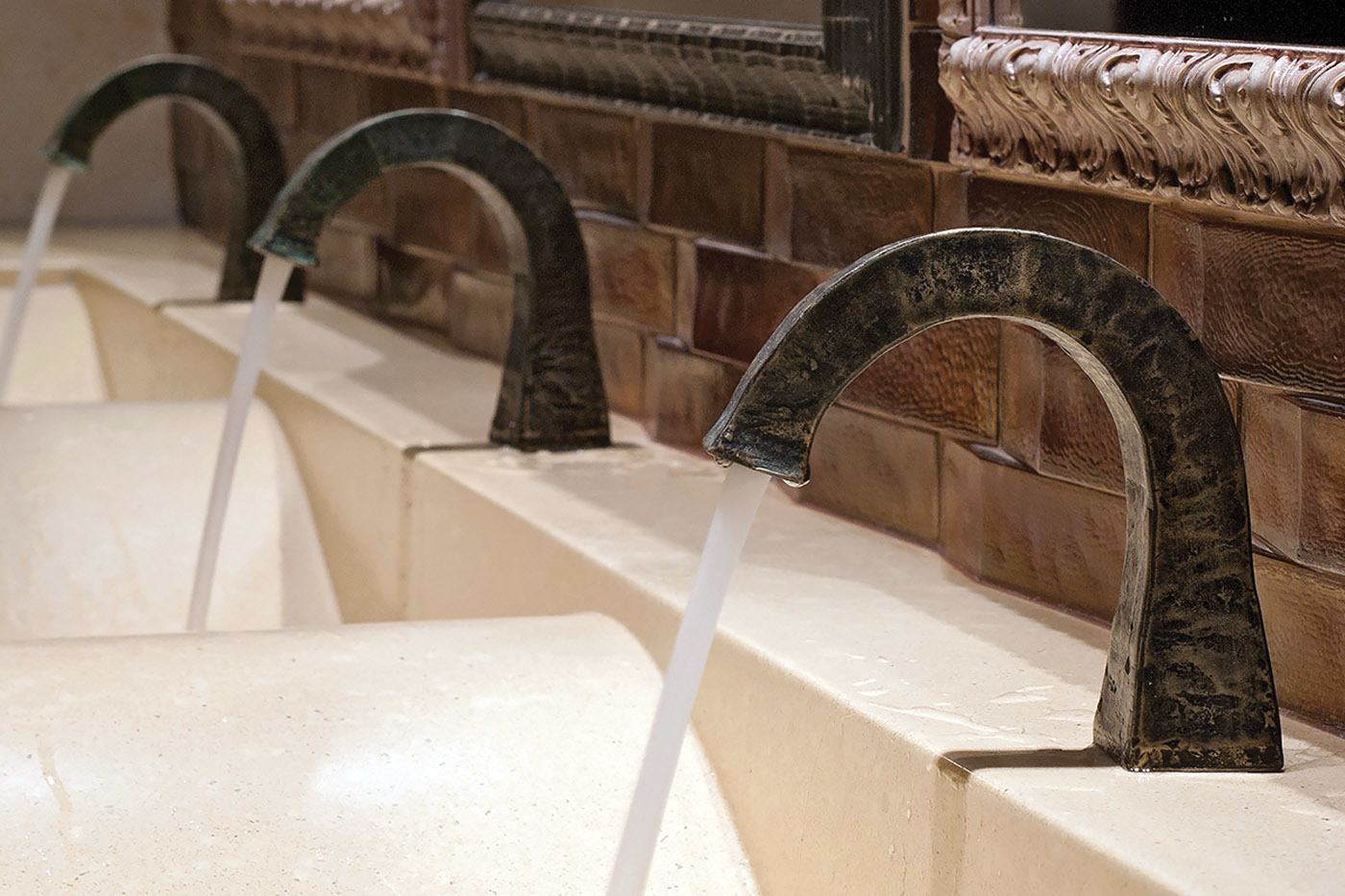 Faucets - Sonoma Forge Sans Hands