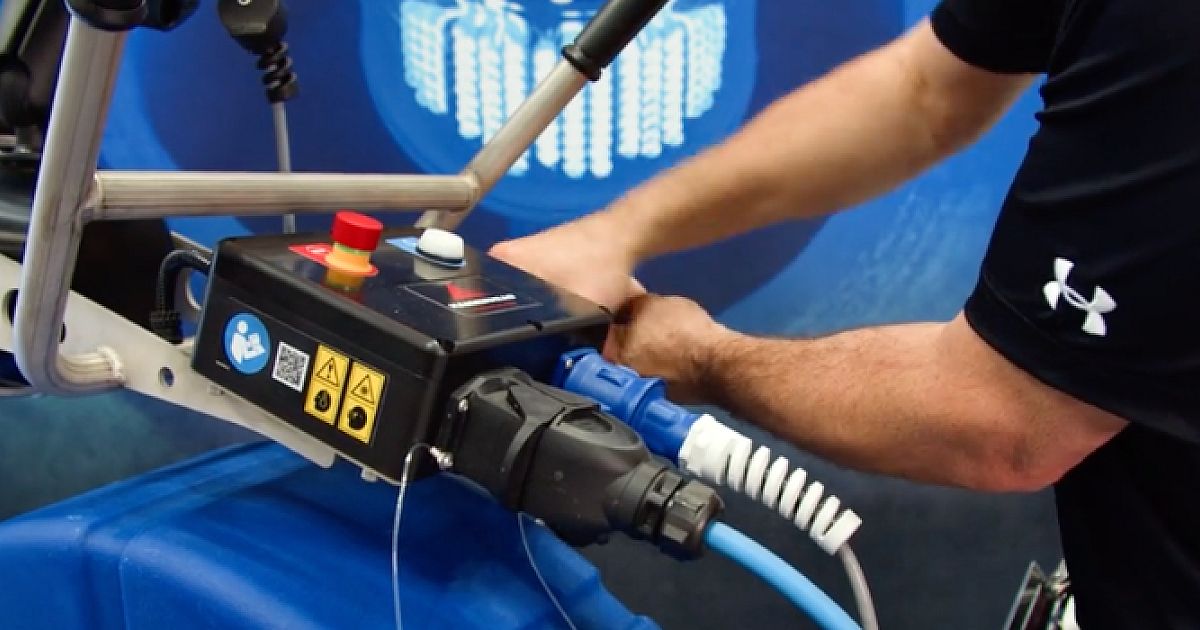 HammerHead's Redesigned BlueLight LED CIPP Lining System… | Plumber