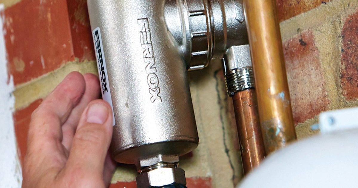 Fermox Injection Hydronic Heating - Fernox TF1 Omega Filter | Plumber
