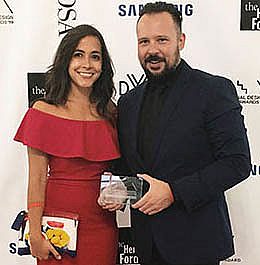 Dxv Accepts Idea Award Small