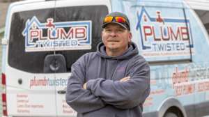 Plumbtwisted 77 220405 143944