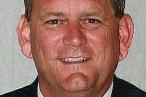 06 10 Skinner Shaun Medium