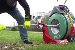 Model 1065 video screenshot