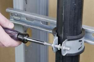 Cushion pipe clamps
