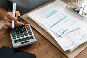 Alone bills calculator 1253591 copy