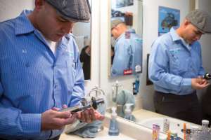 Arizona Plumber Uses Classic Cars to Get Attention