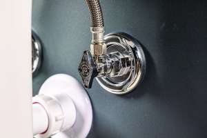 Holdrite fixture outlet box