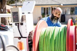 Los Angeles Drain Cleaner Ready to Serve and Expand