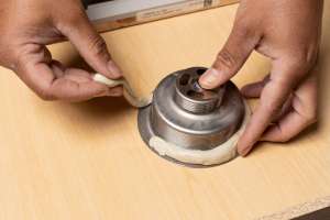 Large 04 Plumbers Putty APP 003