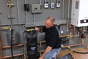 Plu0617 Ontheroad Hydrofill Pic