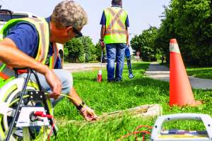 Schonstedt u locate pipe cable locator