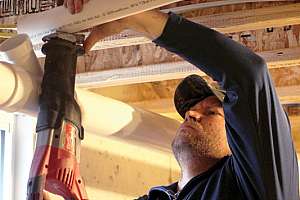 Plumbing Contractor Expects Technicians to Educate Customers